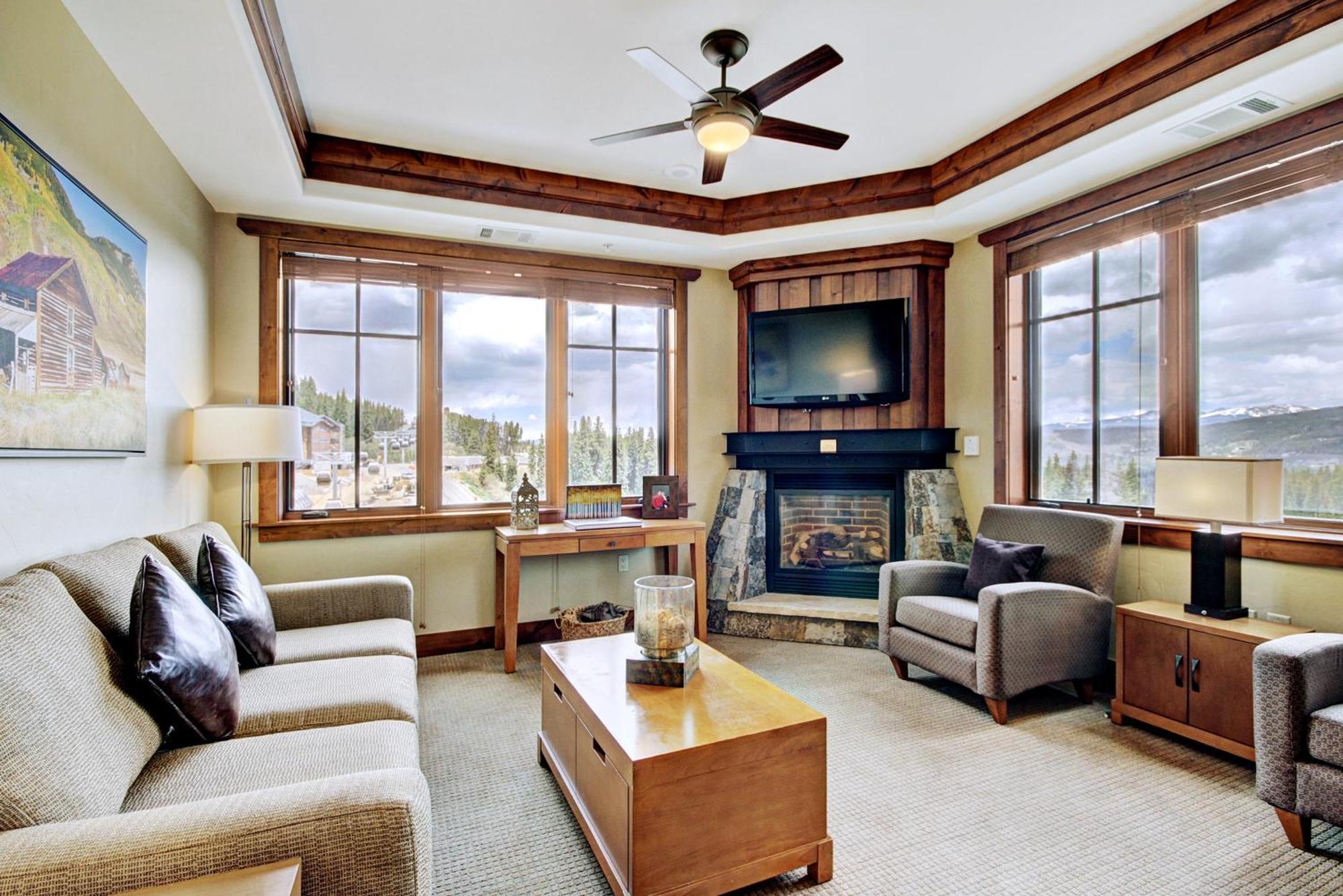 One Ski Hill, A Rockresort Breckenridge Room photo