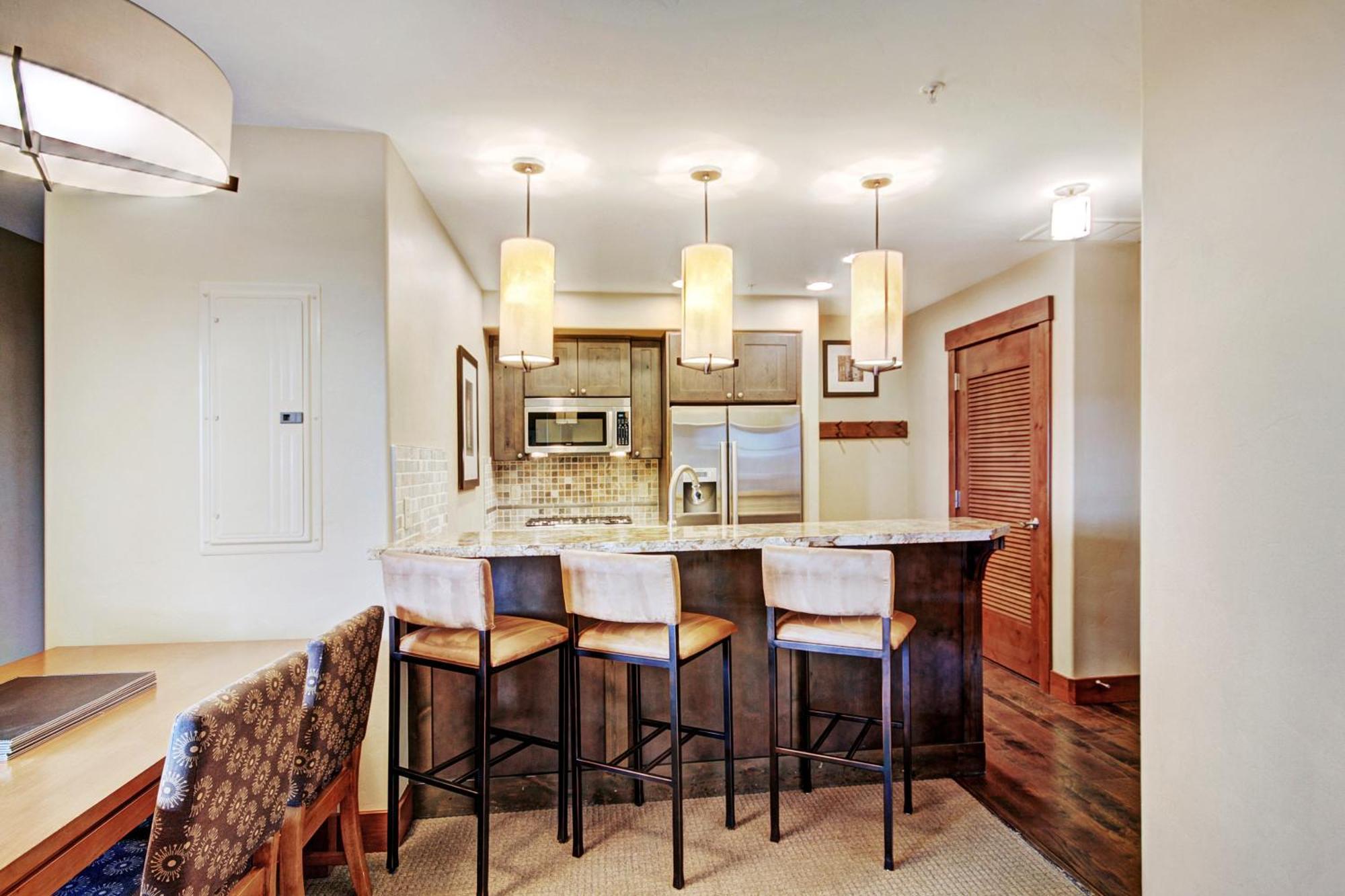 One Ski Hill, A Rockresort Breckenridge Room photo