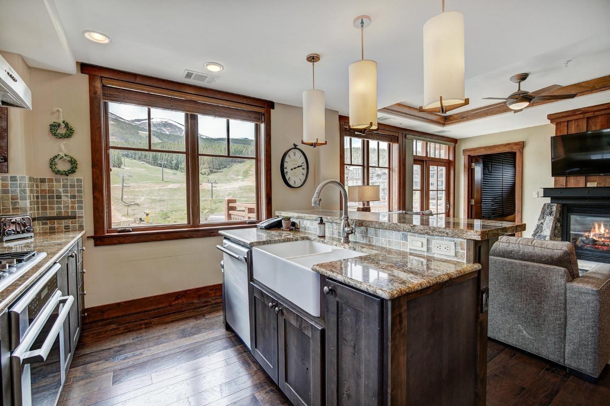 One Ski Hill, A Rockresort Breckenridge Exterior photo